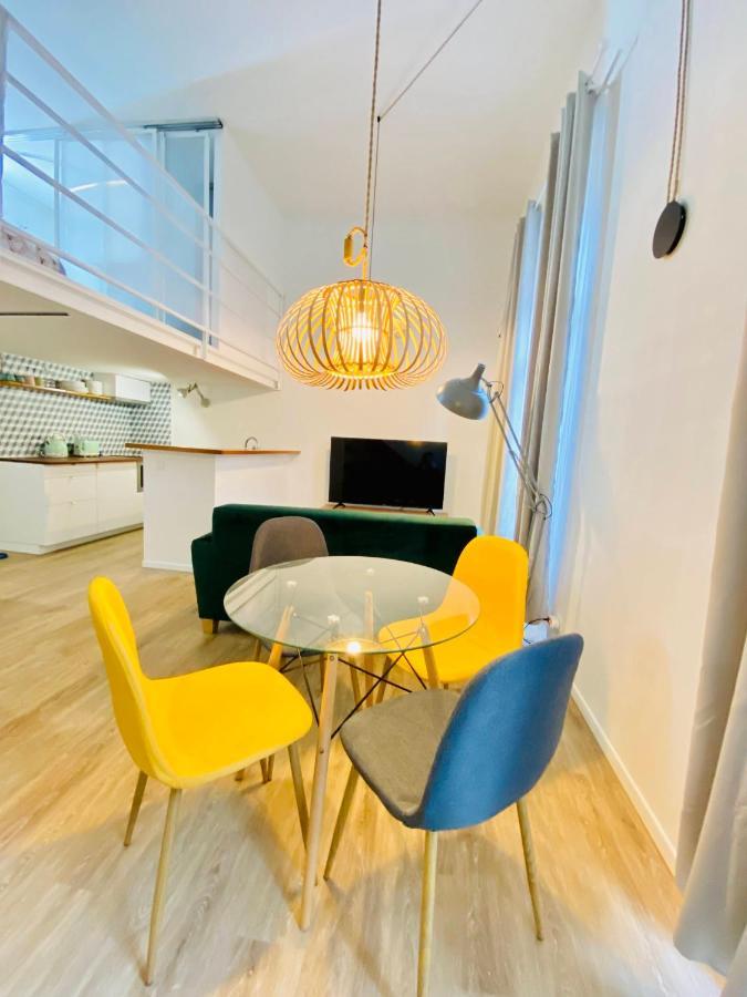 Duplex-Ceiling Height 1,9M-Free Private Parking-Self Check In !! Duplex Climatise-Hauteur Sous Plafond 1,9M-Parking Prive Gratuit-Arrivee Autonome !! Avinyon Dış mekan fotoğraf
